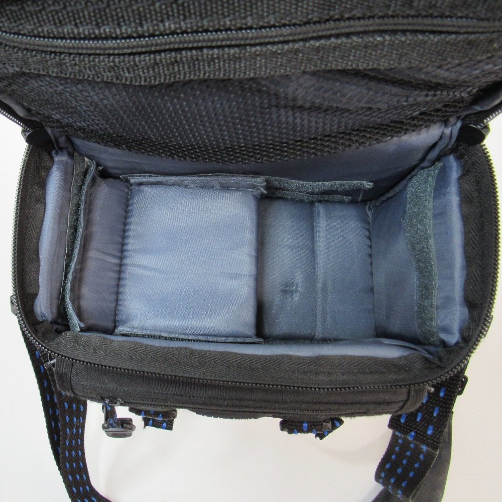 Samsonite Camera/Camcorder Carry Bag with Adjustable Strap - Picture 10 of 15